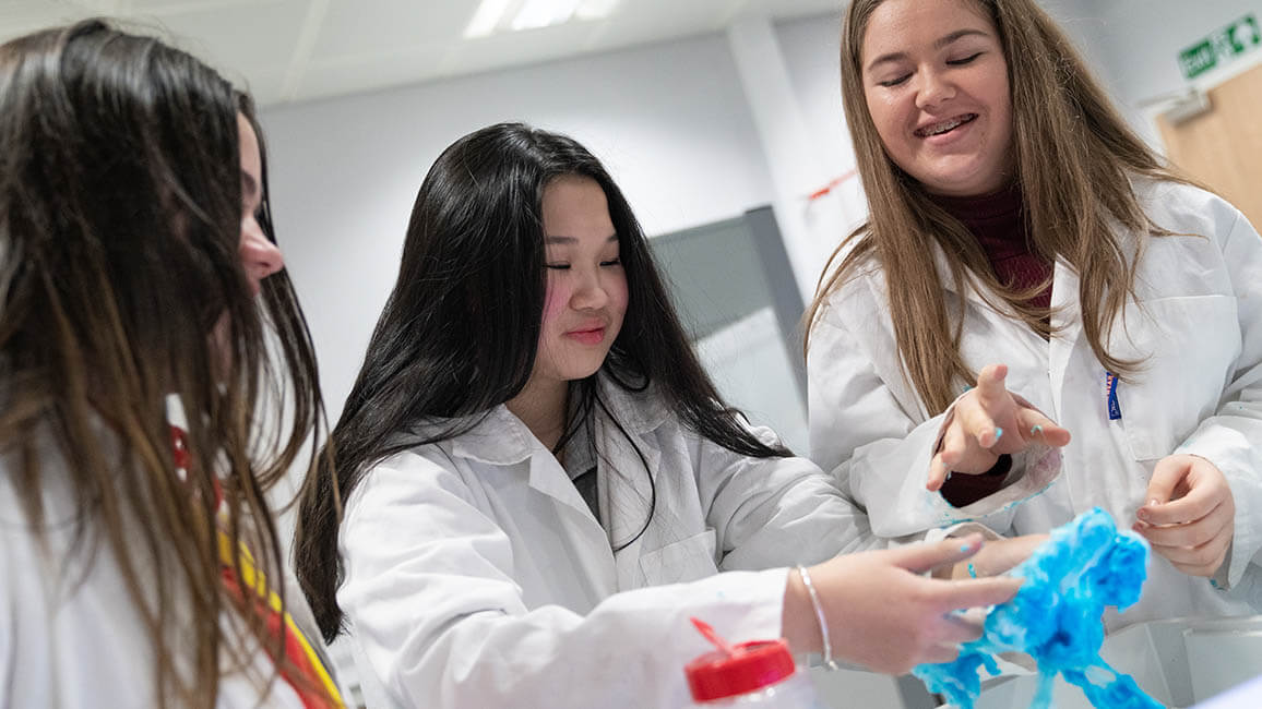 Website-BC-Programmes-1156x650px-Science