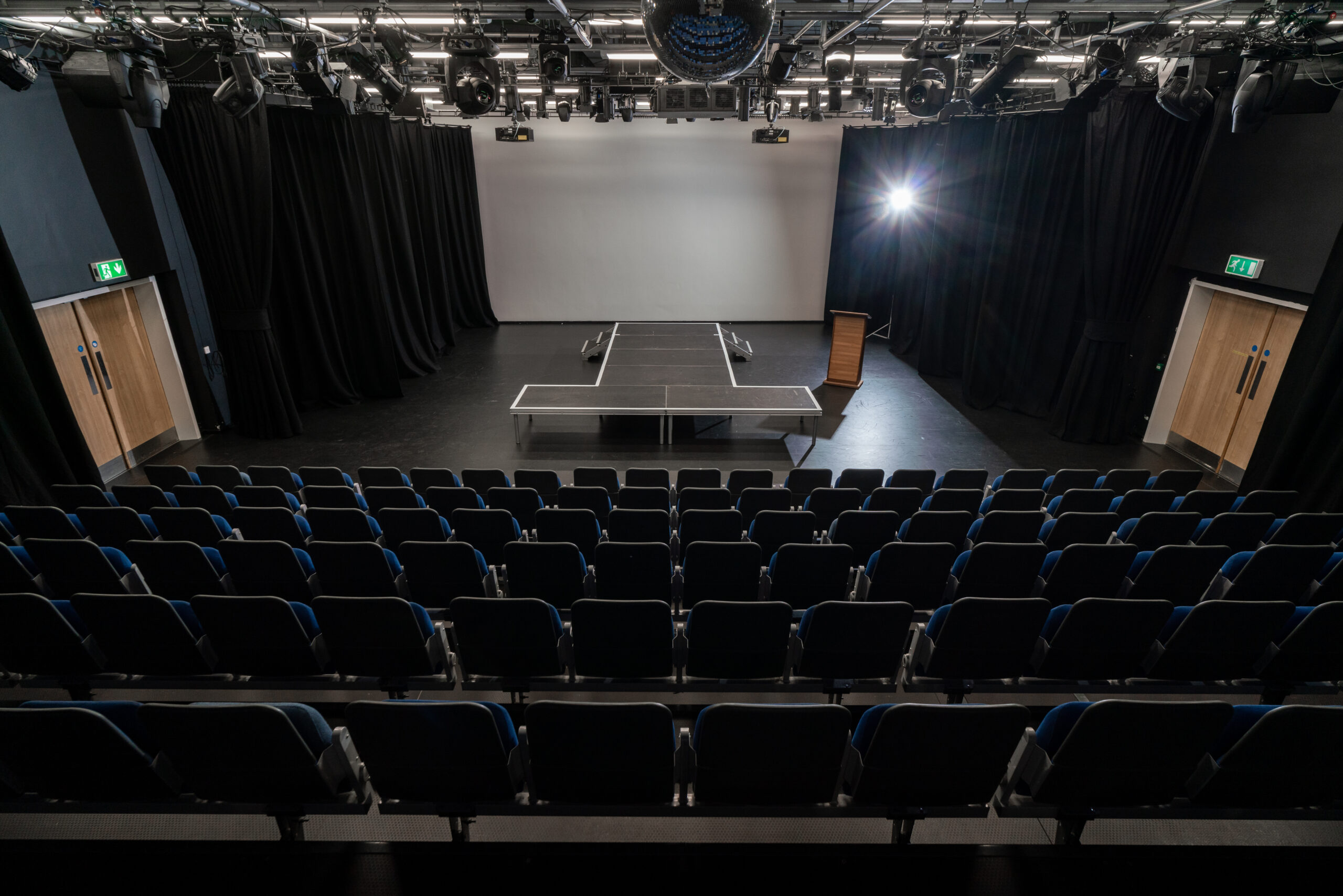 Performace Spaces - Facilities-5